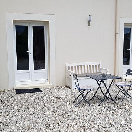 Gite 2-4 Pers Avec Piscine La Selle-sur-le-Bied Exterior foto